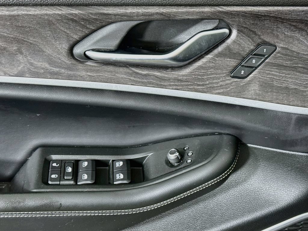 Used 2021 Jeep Grand Cherokee L Limited AWD/4WD image 24