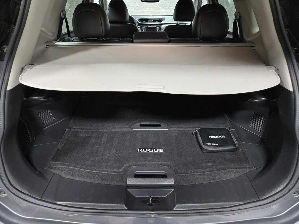 Used 2020 Nissan Rogue SL image 40