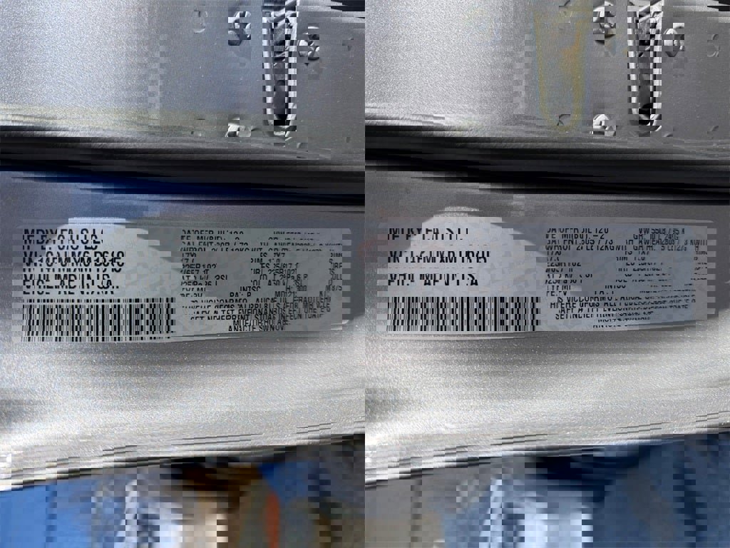 Used 2021 Jeep Cherokee Latitude Lux w/ Comfort/Convenience Group image 30