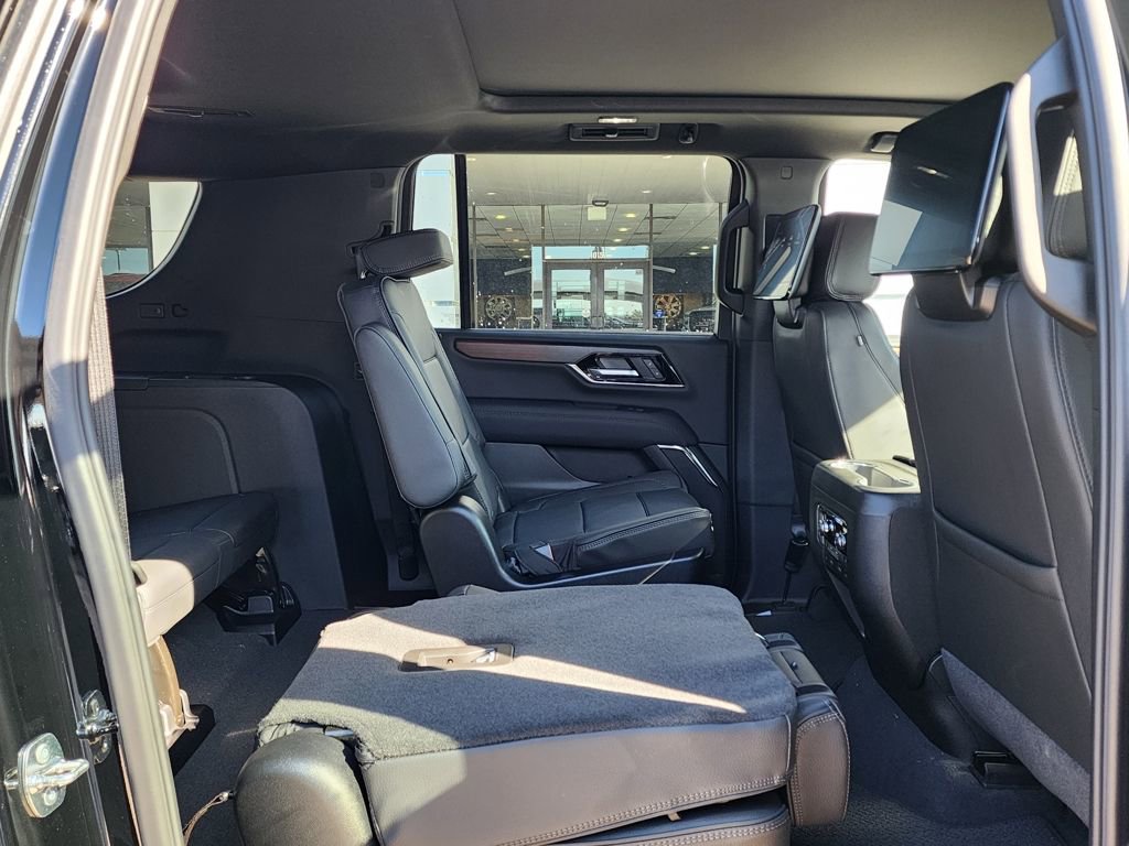New 2026 GMC Yukon XL Denali w/ Denali Reserve Package AWD/4WD image 53