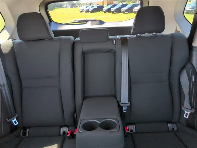 Used 2023 Nissan Rogue S image 25