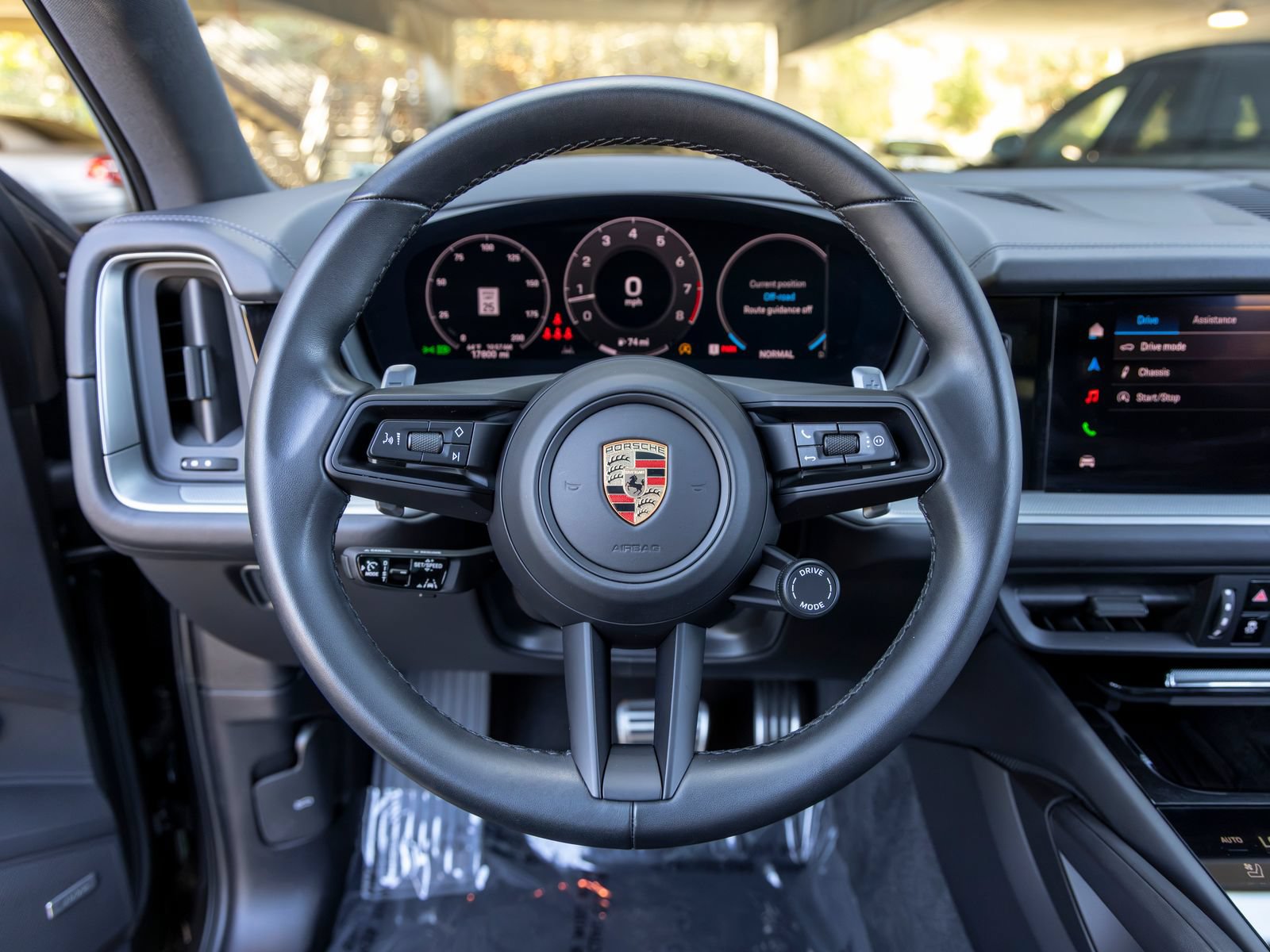 Certified 2024 Porsche Cayenne S AWD/4WD image 35