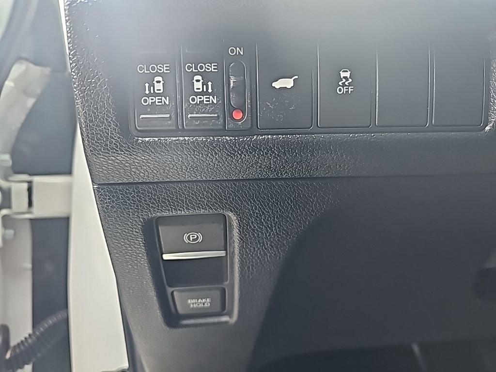 Used 2025 Honda Odyssey Sport-L image 15