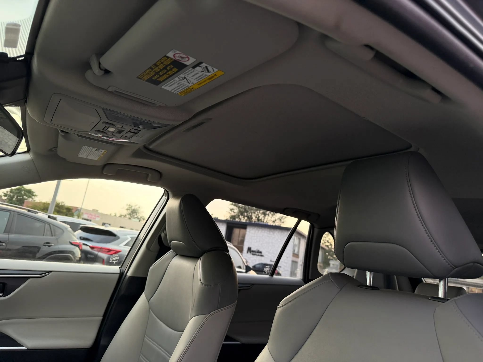 Used 2020 Toyota RAV4 XLE Premium AWD/4WD image 13