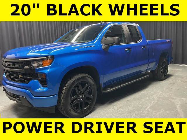 Used 2025 Chevrolet Silverado 1500 Custom image 1