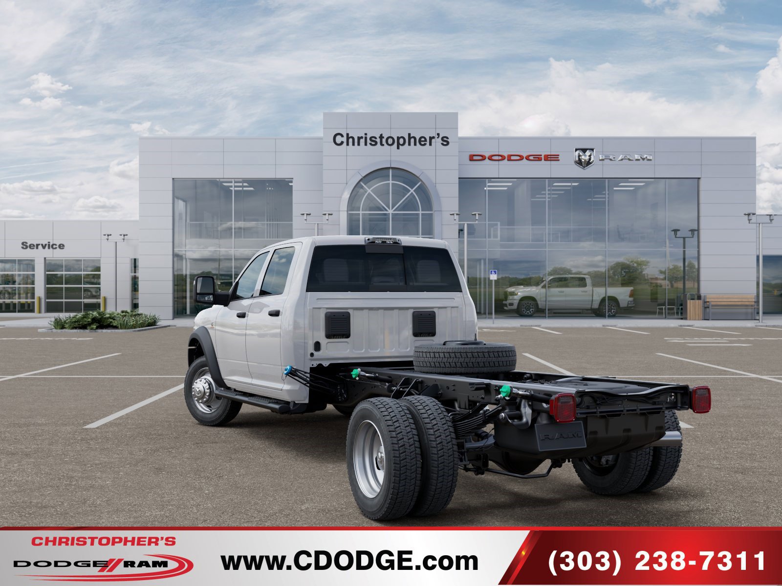 New 2026 RAM 5500 Tradesman AWD/4WD image 3