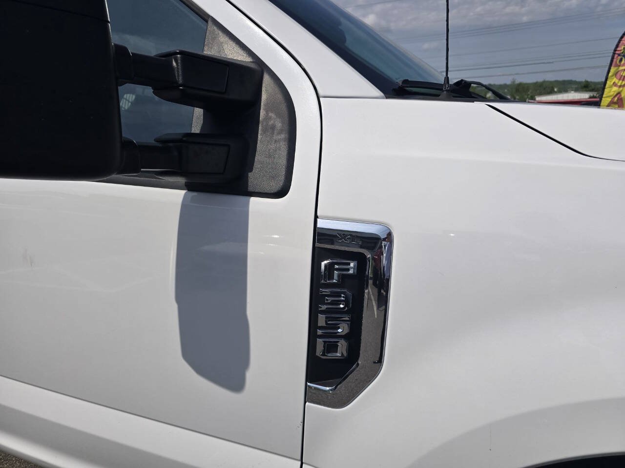 Used 2018 Ford F350 XL w/ Power Equipment Group RWD image 7
