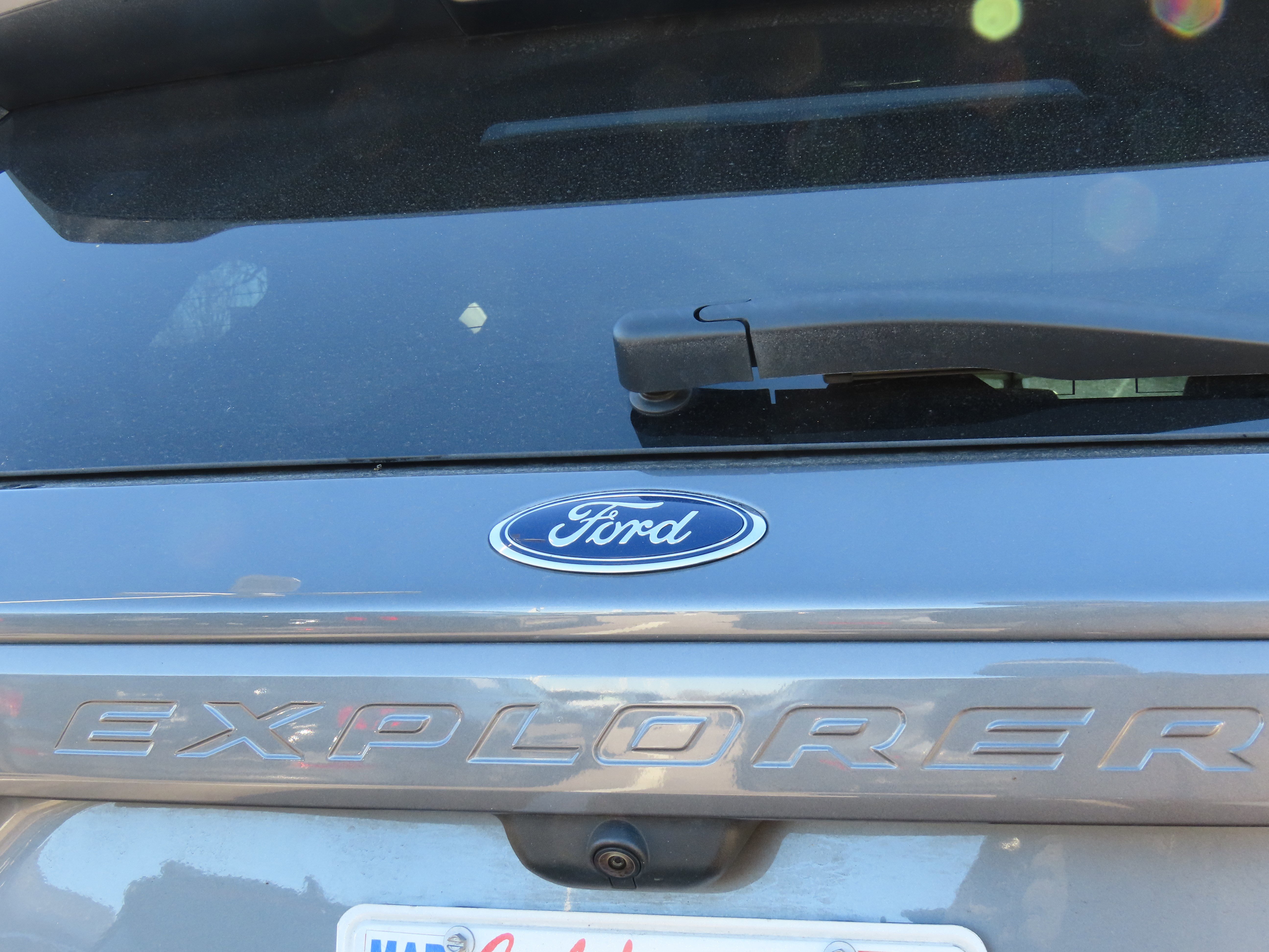 Used 2023 Ford Explorer XLT w/ Equipment Group 202A image 18