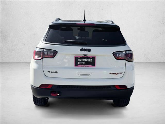 Used 2019 Jeep Compass Trailhawk w/ Leather Interior Group AWD/4WD image 6