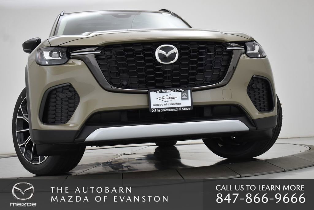 Certified 2025 MAZDA CX-70 Plug-In Hybrid w/ Premium Pkg image 6