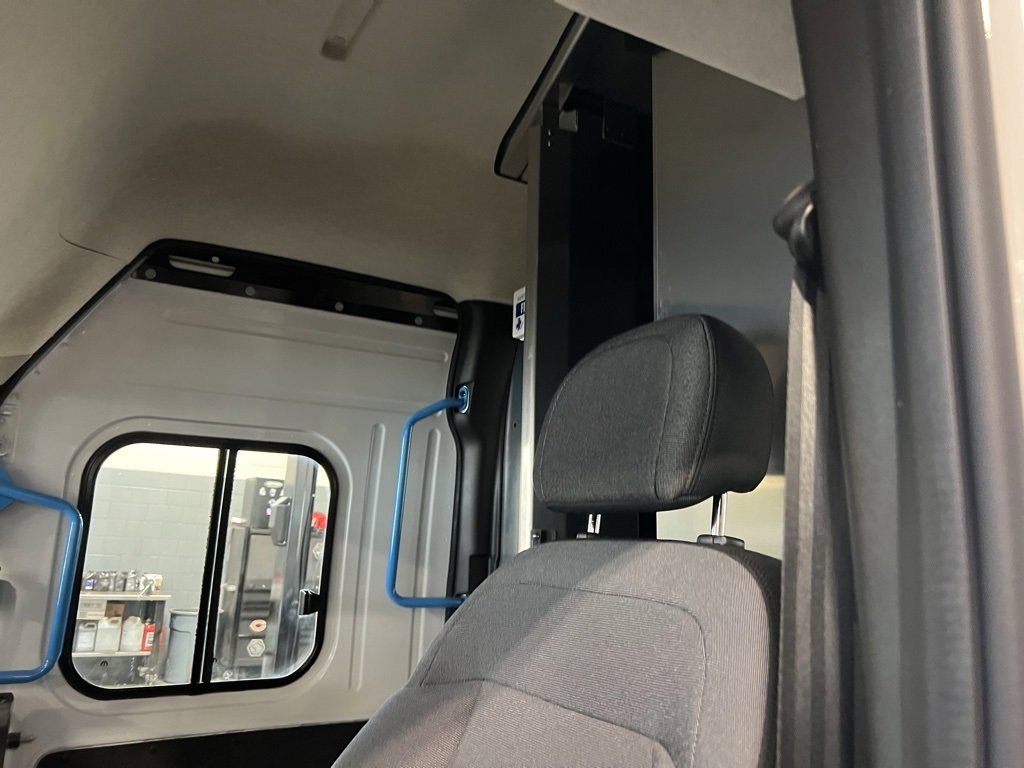 Used 2024 RAM ProMaster 3500 w/ Delivery Van Package image 22