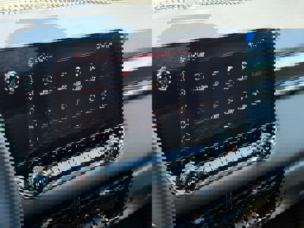 New 2026 GMC Canyon Elevation w/ Convenience Package image 32