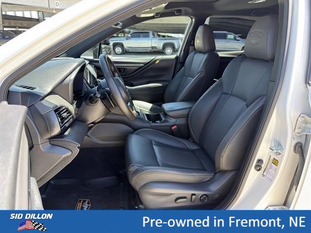 Used 2025 Subaru Outback Wilderness AWD/4WD image 13