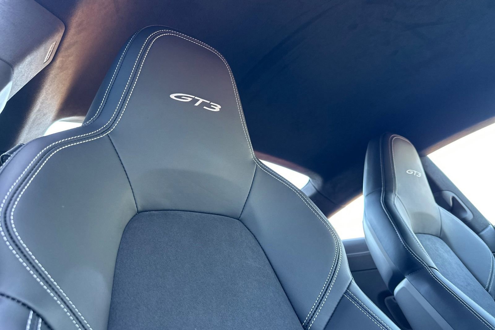 Used 2022 Porsche 911 GT3 image 18