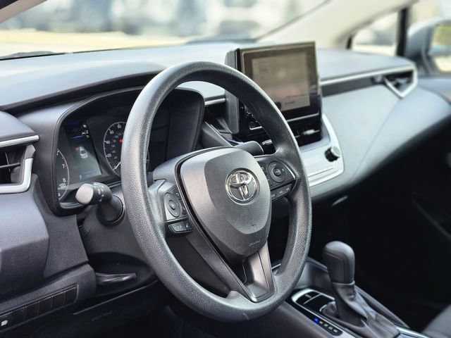 Used 2024 Toyota Corolla LE image 12