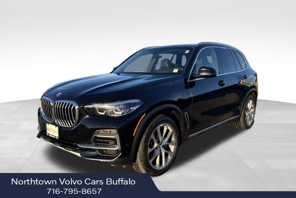 Used 2023 BMW X5 xDrive40i w/ Premium Package image 1