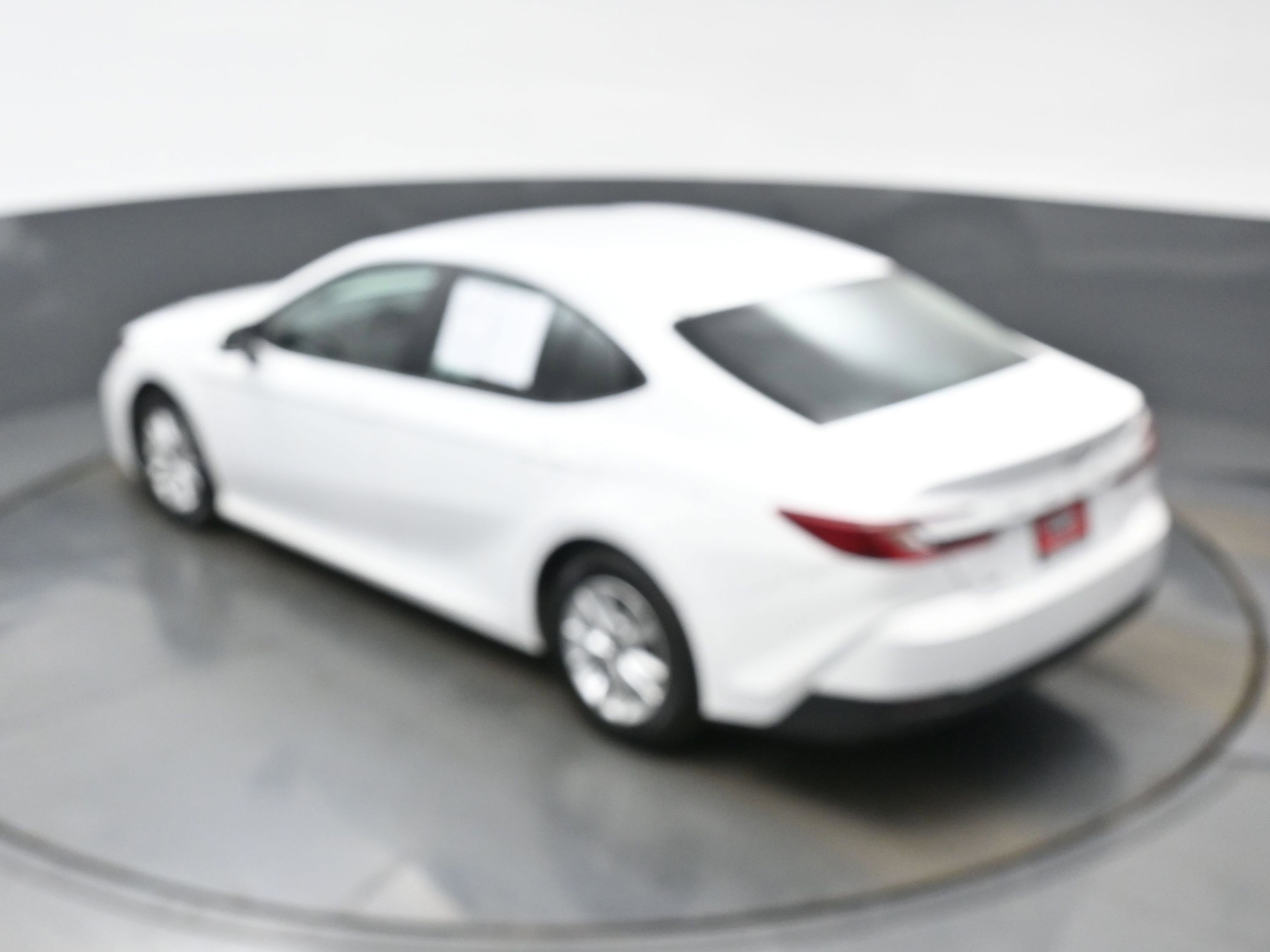 Used 2025 Toyota Camry LE image 36