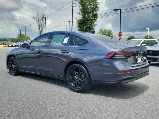 Certified 2025 Honda Accord SE image 6