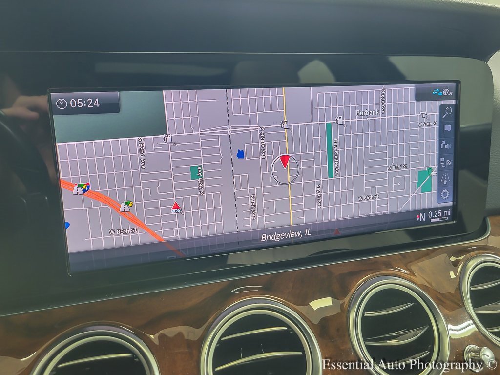 Used 2019 Mercedes-Benz E 300 4MATIC w/ Premium 1 Package image 13