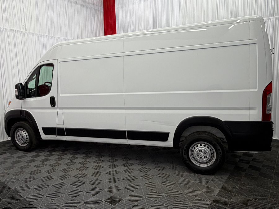 Used 2025 RAM ProMaster 2500 w/ Convenience Group FWD image 5
