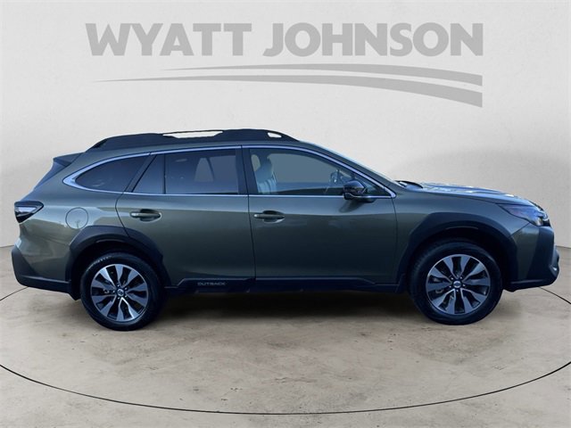 Used 2025 Subaru Outback Limited image 6