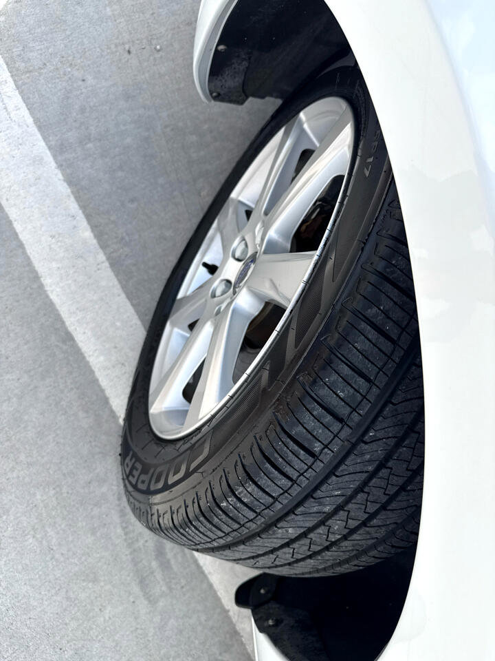 Used 2016 Volvo V60 T5 Premier image 2