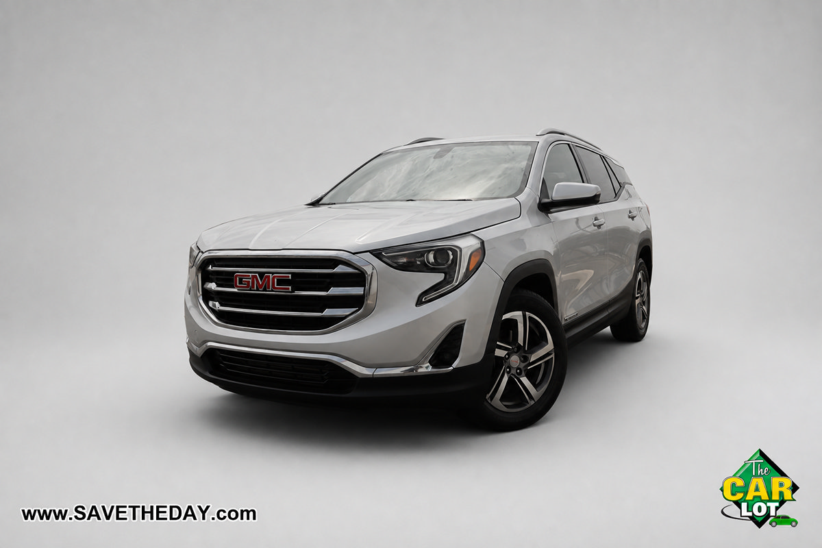 Used 2019 GMC Terrain SLT FWD image 1