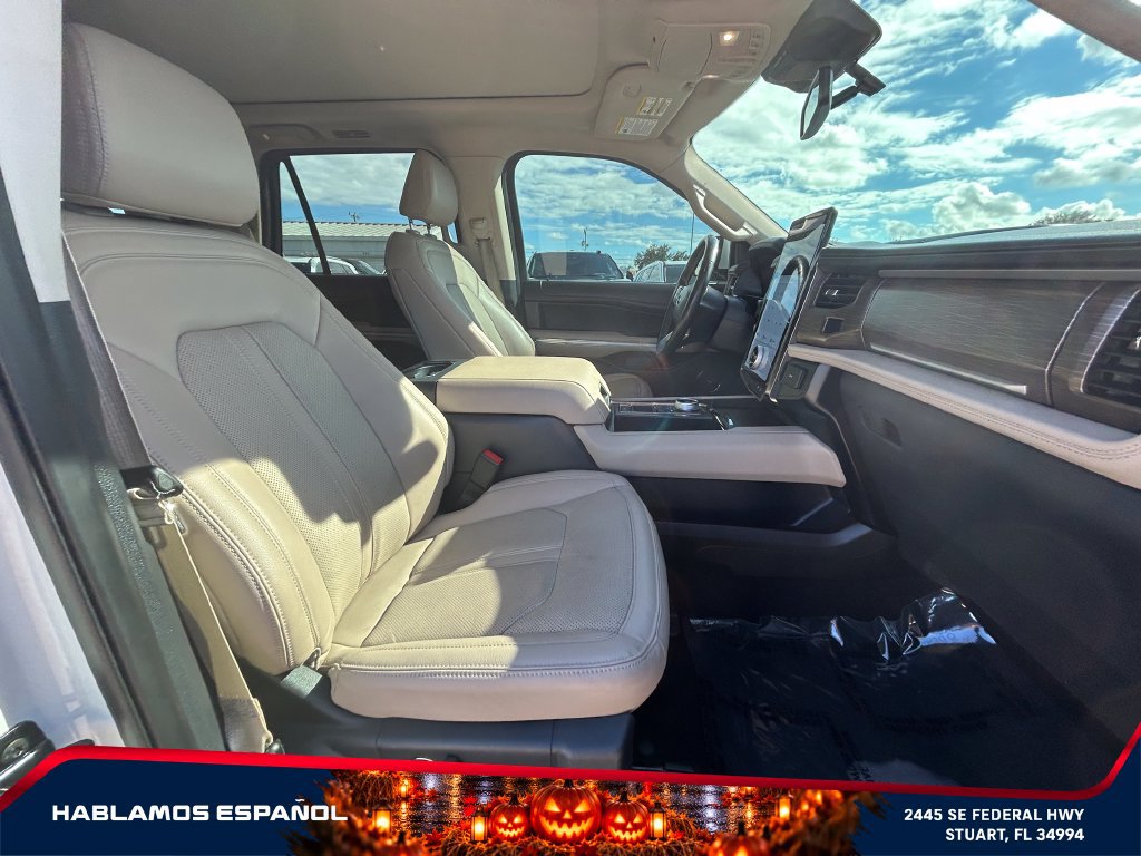 Used 2024 Ford Expedition Limited RWD image 21