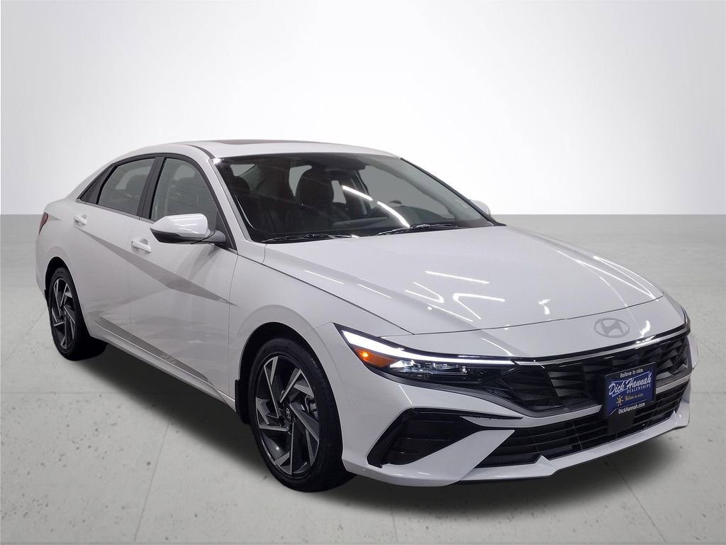 New 2026 Hyundai Elantra Limited image 4