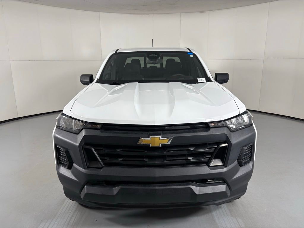 Used 2024 Chevrolet Colorado W/T w/ WT Convenience Package image 4