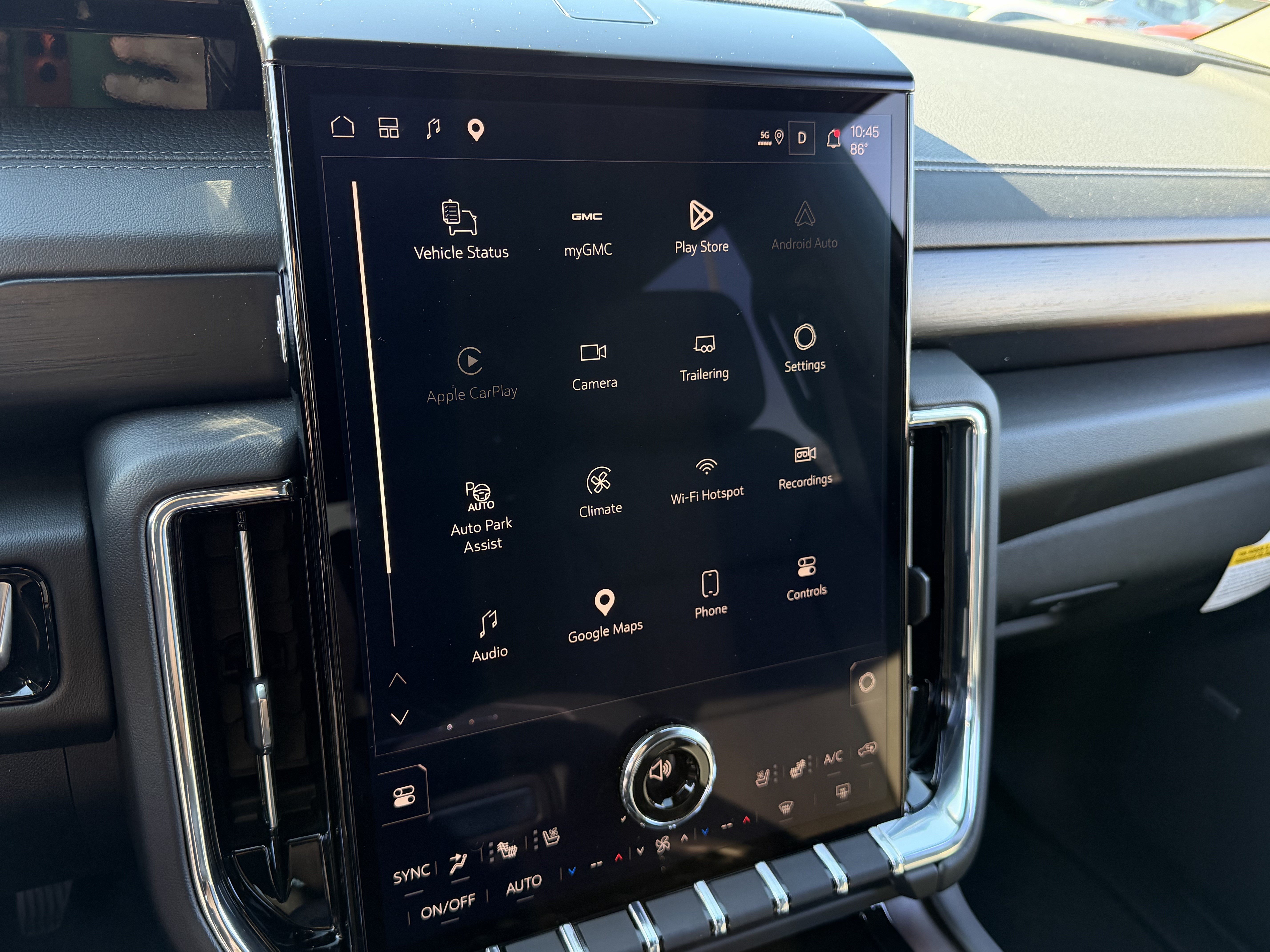 Used 2026 GMC Yukon Denali w/ Sun & Power Step Package AWD/4WD image 22