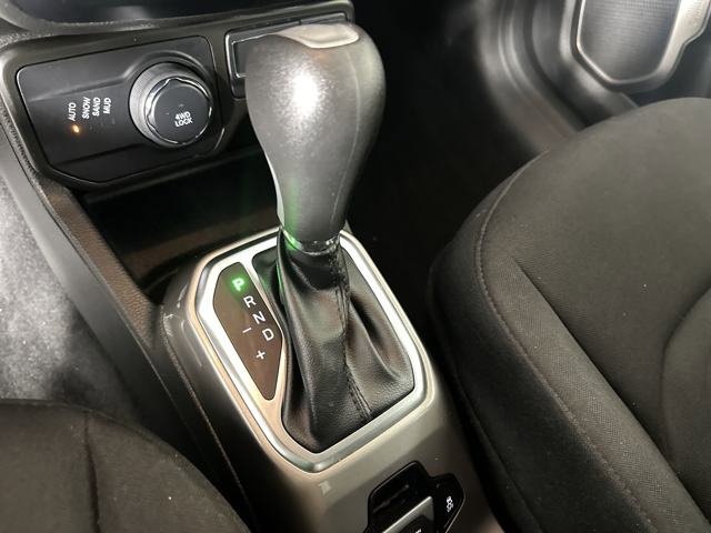 Used 2022 Jeep Renegade Latitude image 42