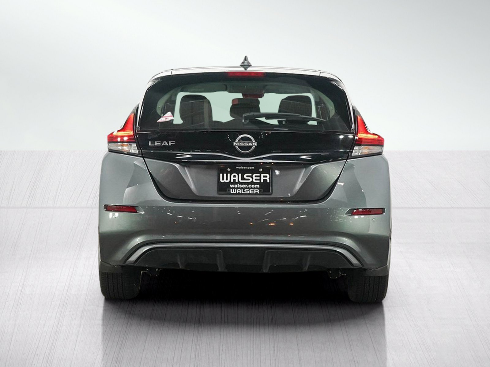 Used 2025 Nissan Leaf S FWD image 4