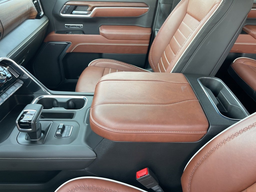 Used 2025 GMC Sierra 1500 Denali Ultimate image 14
