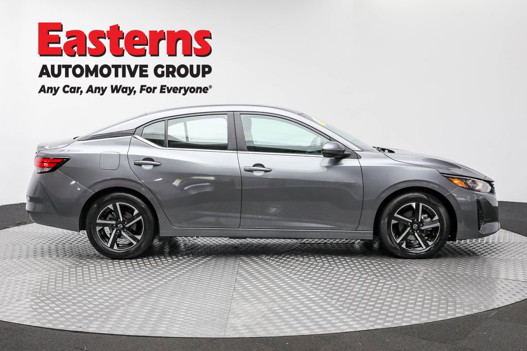 Used 2024 Nissan Sentra SV image 4