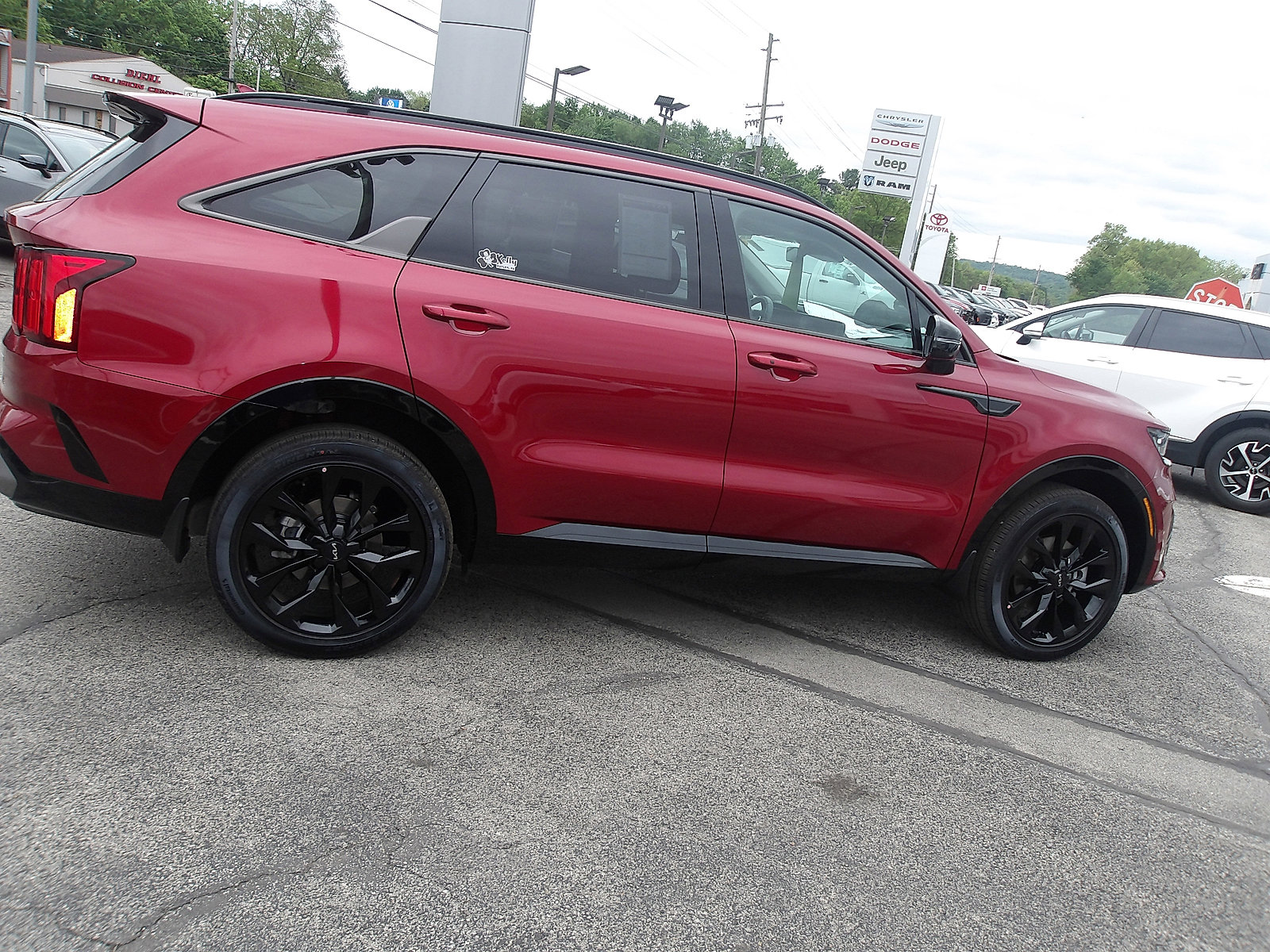 Used 2023 Kia Sorento SX AWD/4WD image 15