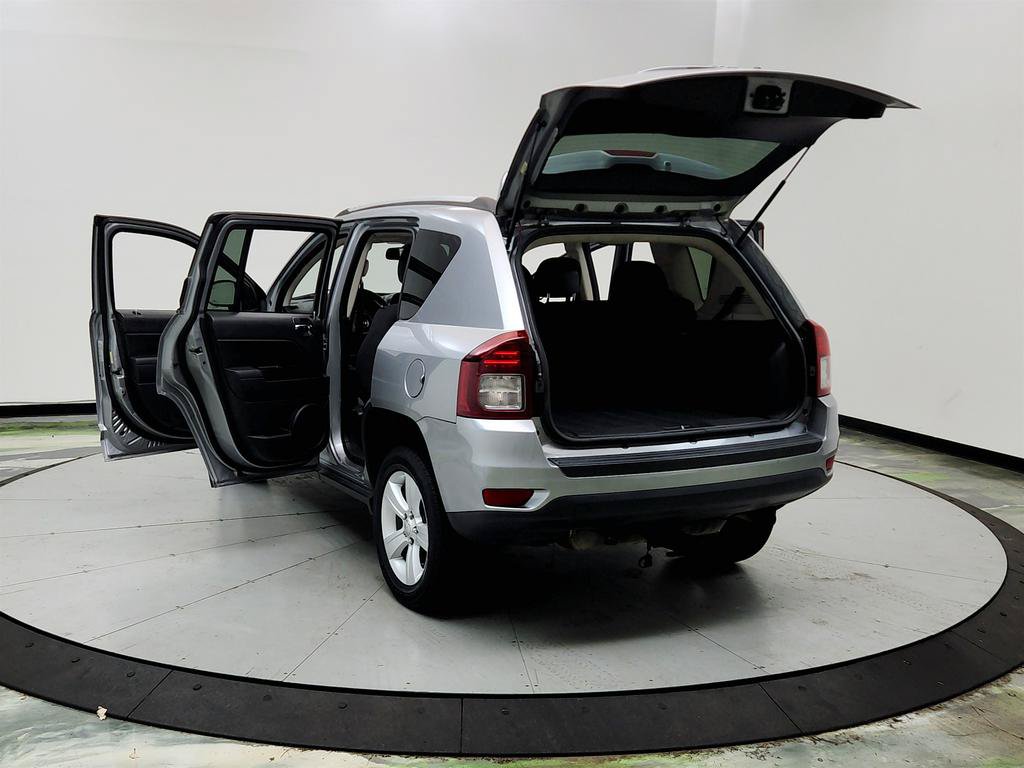 Used 2017 Jeep Compass Sport w/ Power Value Group FWD image 12