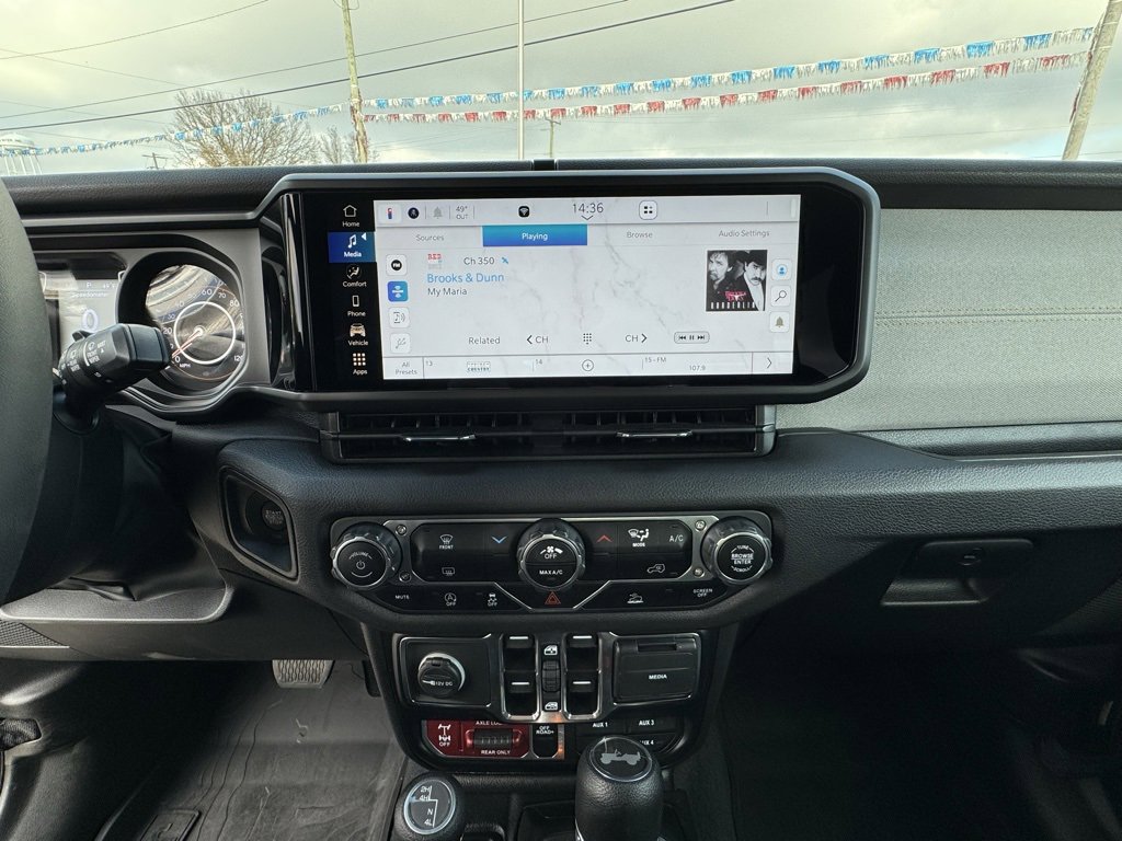 Used 2024 Jeep Wrangler Willys image 26