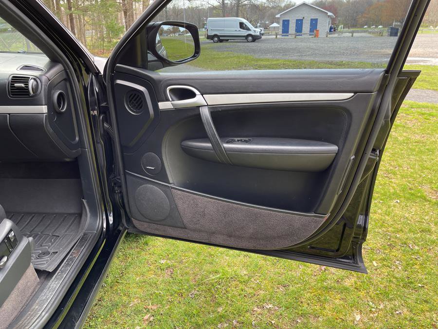 Used 2008 Porsche Cayenne Turbo image 36