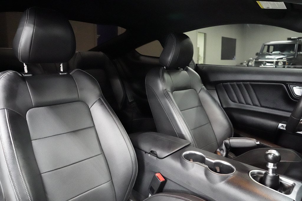 Used 2022 Ford Mustang GT Premium w/ Ford Safe & Smart Package RWD image 17