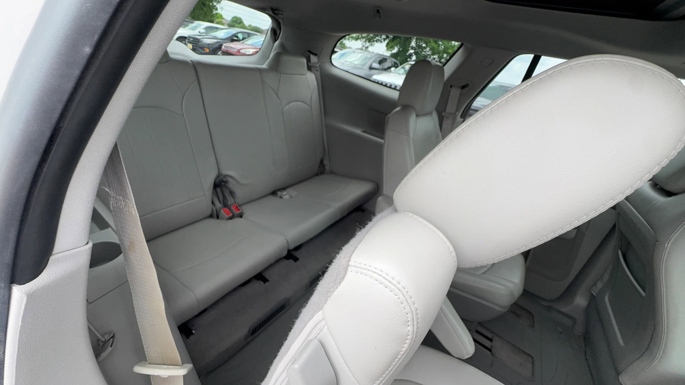 Used 2015 Buick Enclave Premium w/ Experience Buick Package image 27