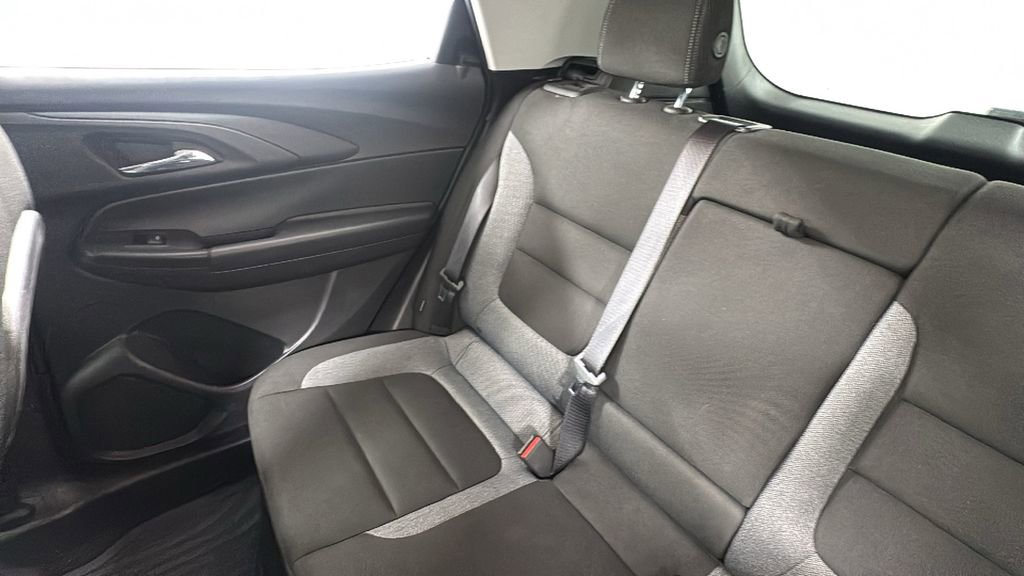 Used 2024 Chevrolet TrailBlazer LT w/ Convenience Package image 14