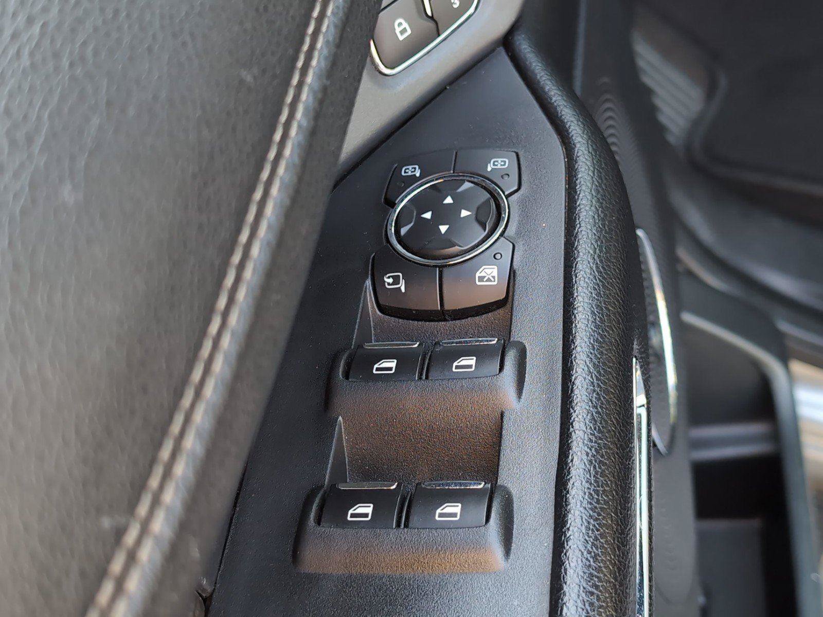 Used 2021 Ford Expedition Limited AWD/4WD image 21