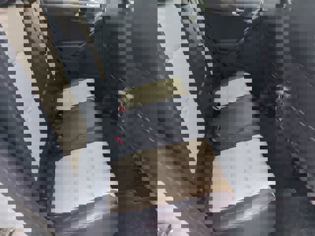 Used 2017 Volkswagen Tiguan S image 19