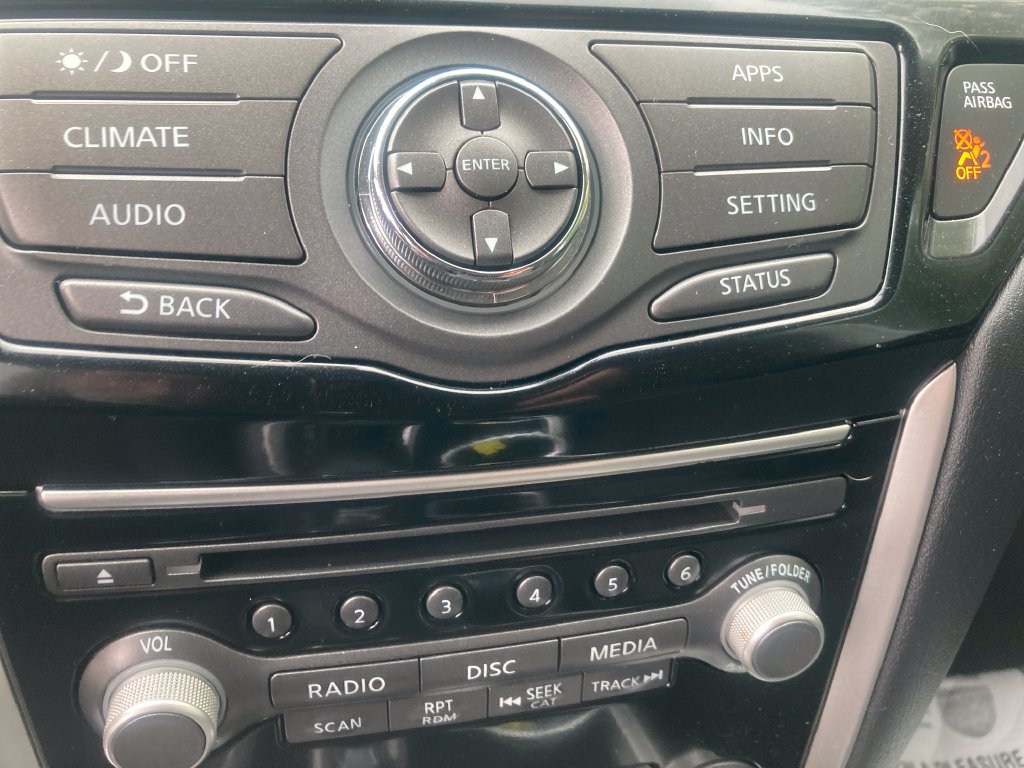 Used 2017 Nissan Pathfinder S AWD/4WD image 27