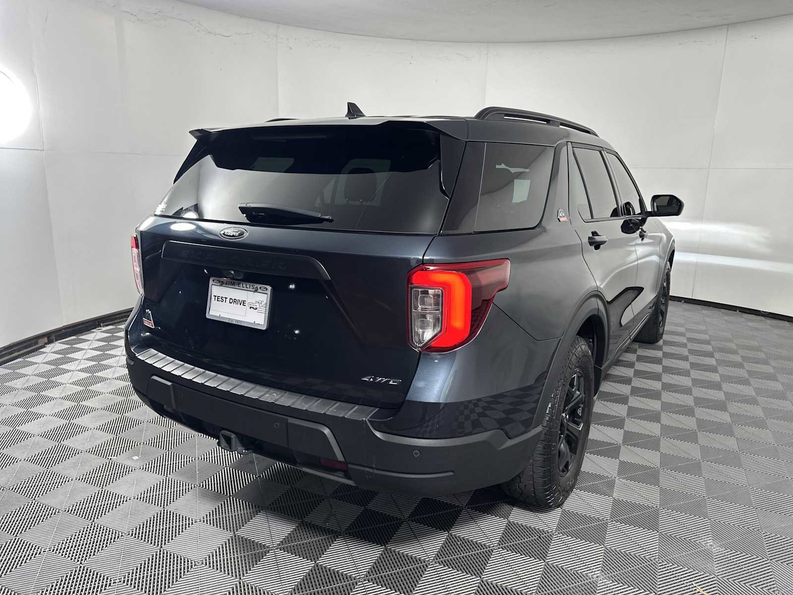 Used 2022 Ford Explorer Timberline image 7