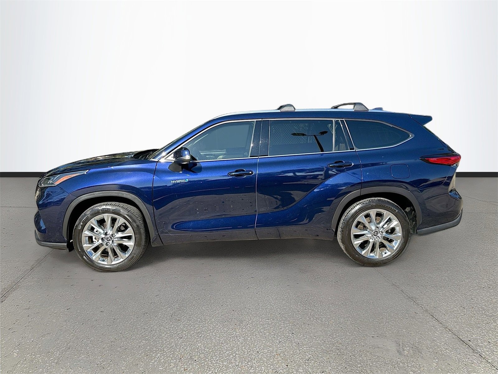 Used 2021 Toyota Highlander Limited image 4