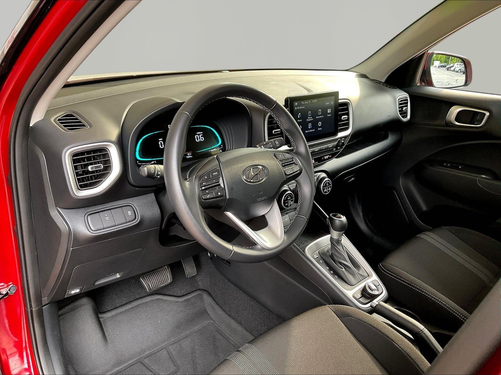 Used 2026 Hyundai Venue SEL FWD image 16