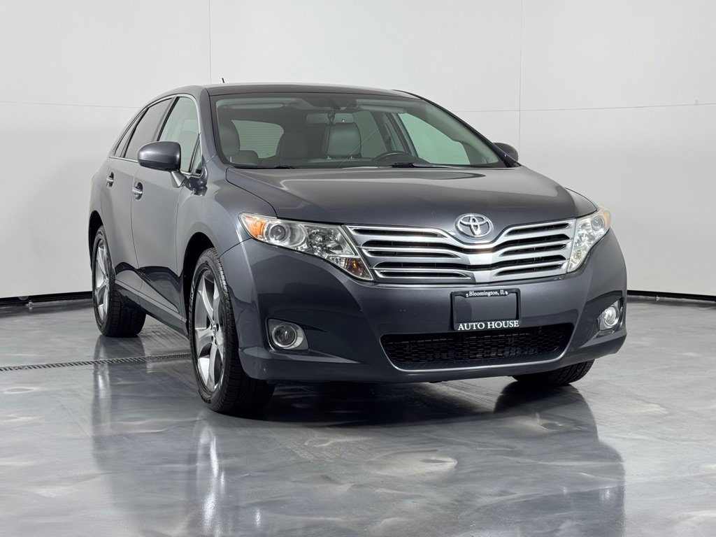 Used 2010 Toyota Venza AWD image 3