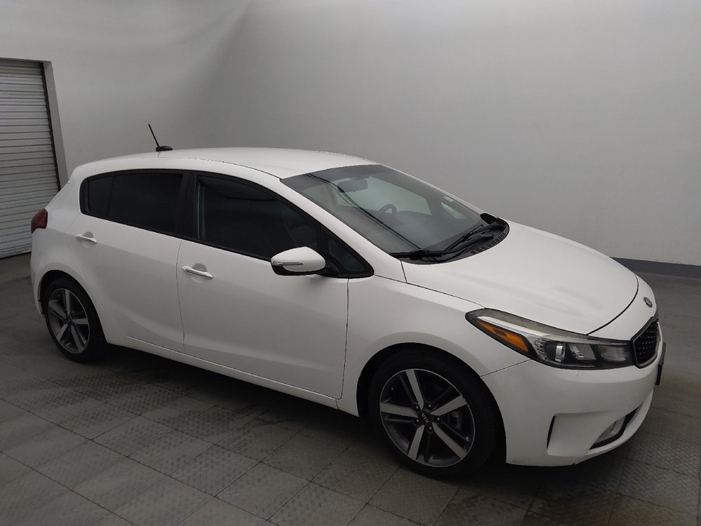 Used 2017 Kia Forte EX FWD image 11